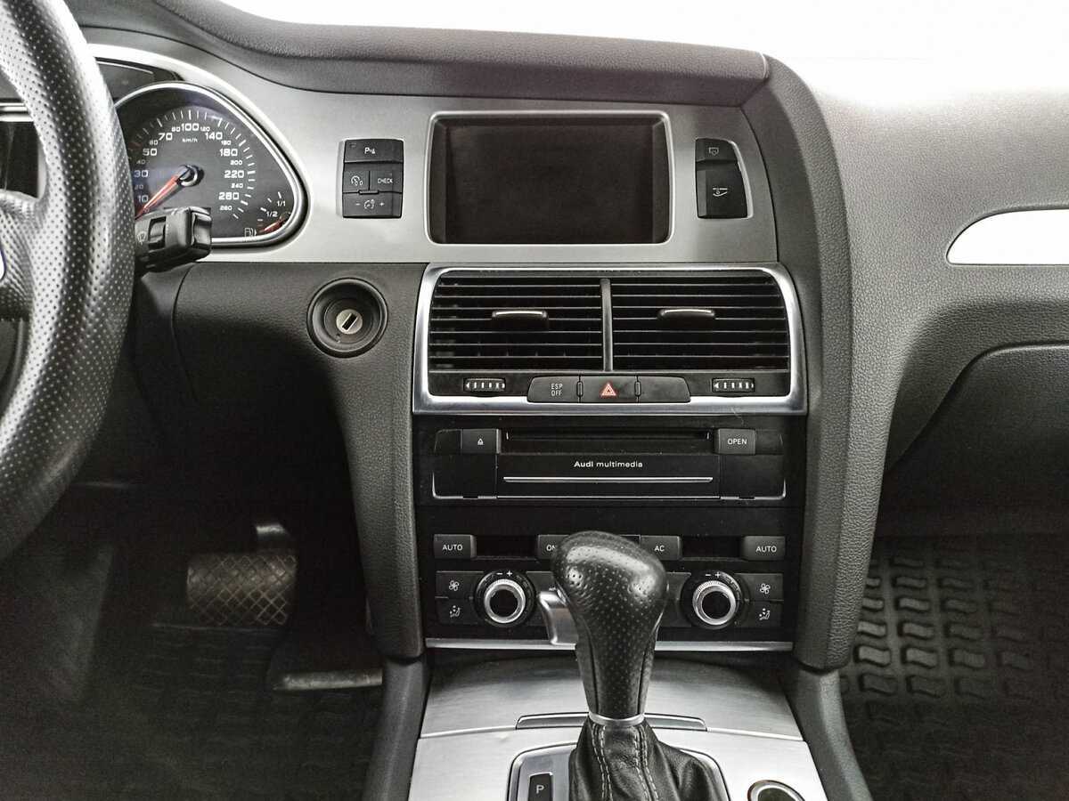 Б/У Ауди К7 2010 года. Фото: #12