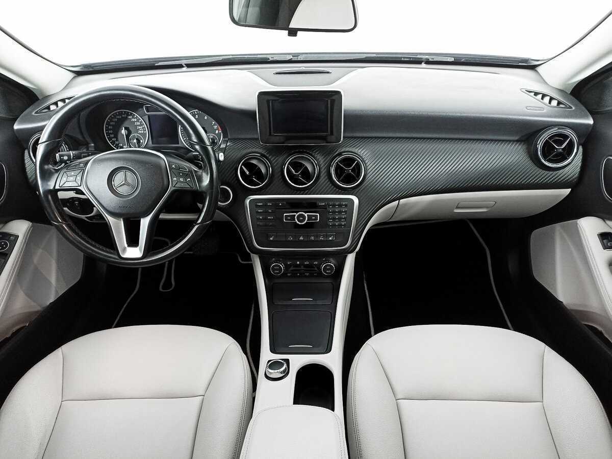 Б/У Мерседес-Бенц ГЛА 2015 года. Фото: #11