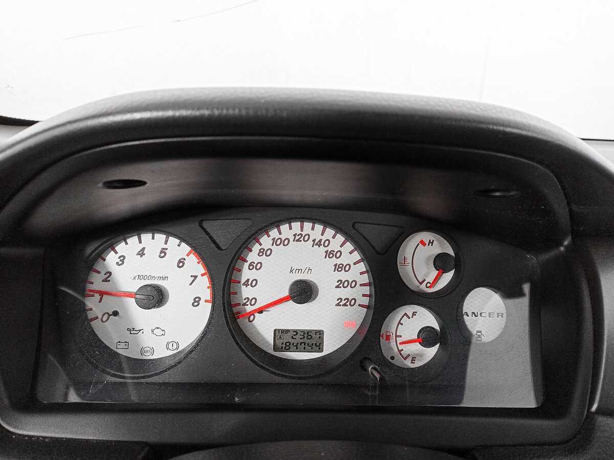 Б/У Митсубиши Лансер 2007 года. Фото: #8