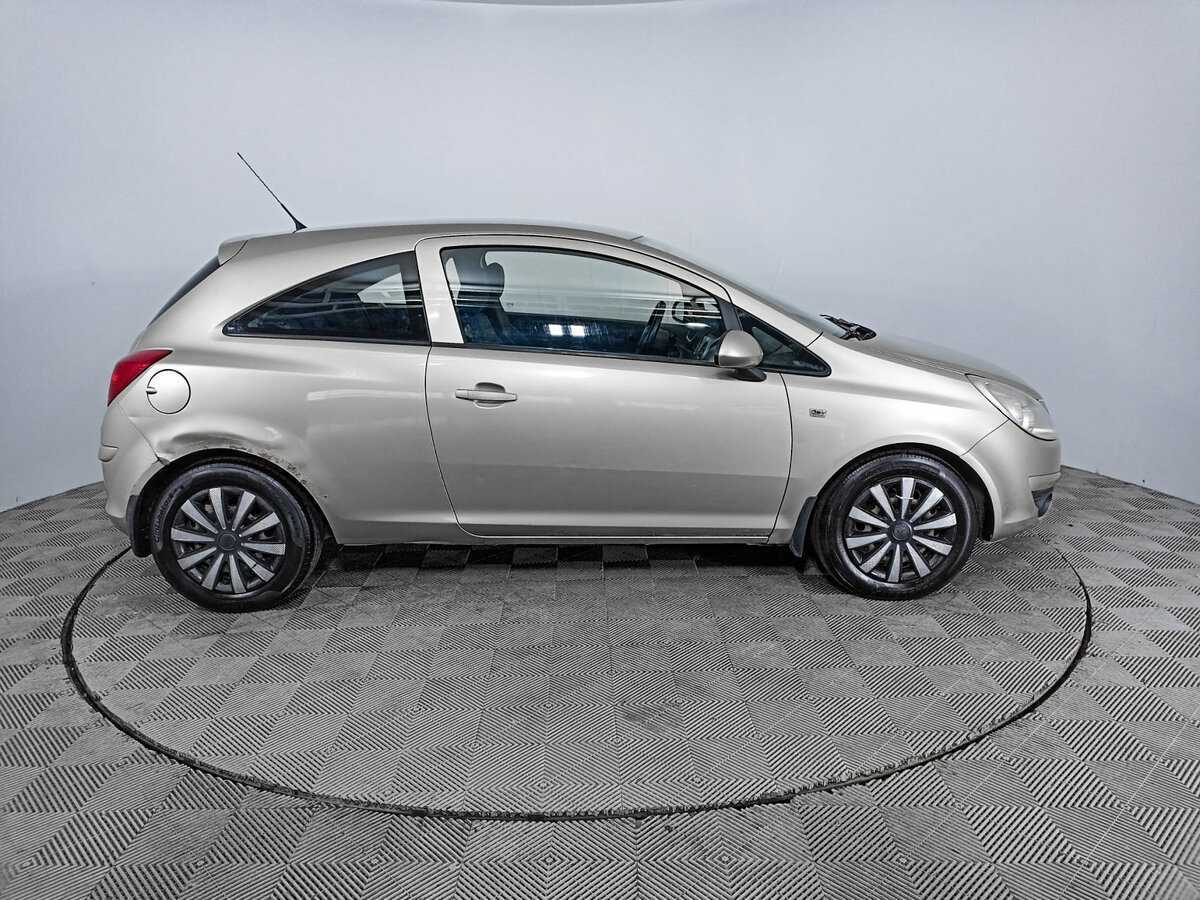 Б/У Опель Корса 2008 года. Фото: #3