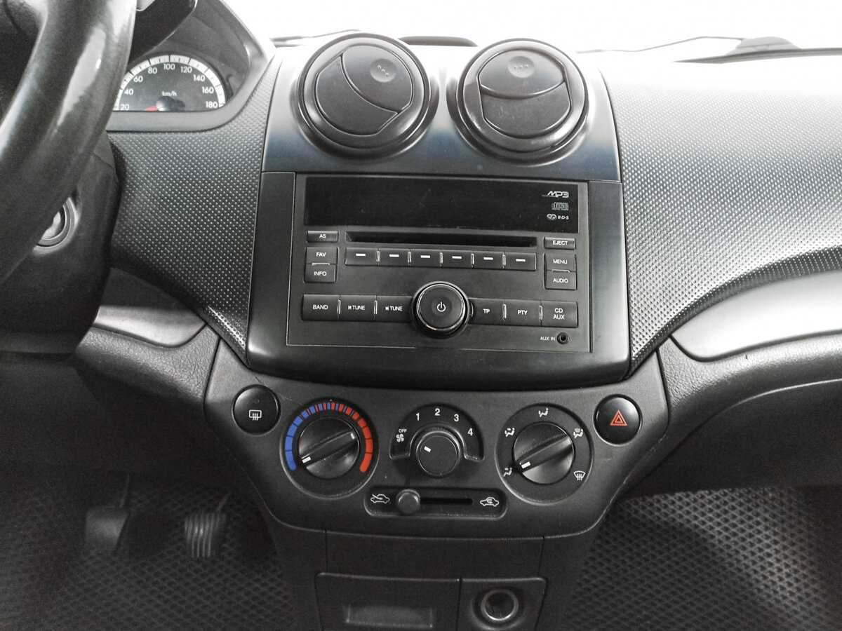 Б/У Шевроле Авео 2007 года. Фото: #12