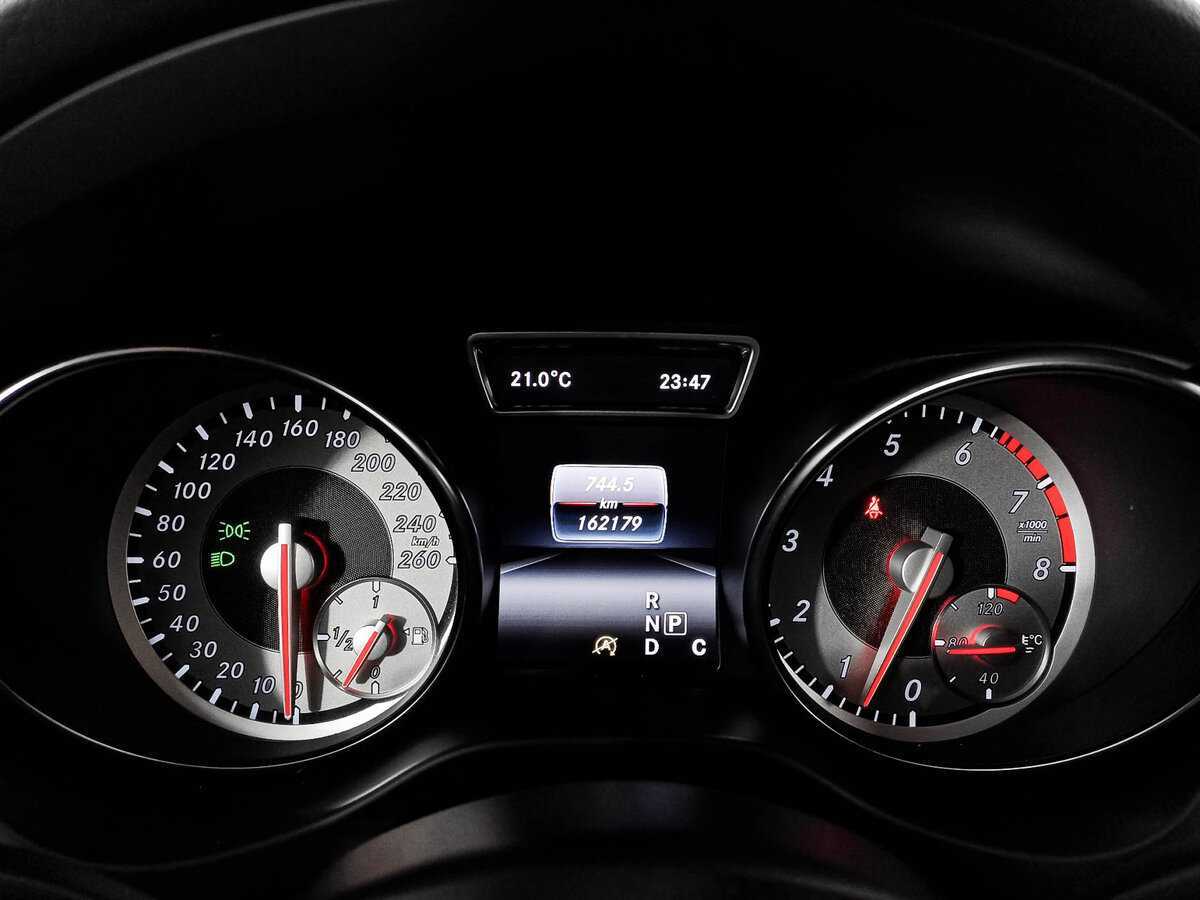 Б/У Мерседес-Бенц ГЛА 2016 года. Фото: #8