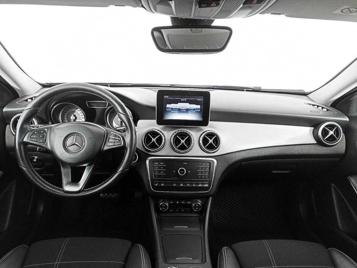 Б/У Мерседес-Бенц ГЛА 2016 года. Фото: #9