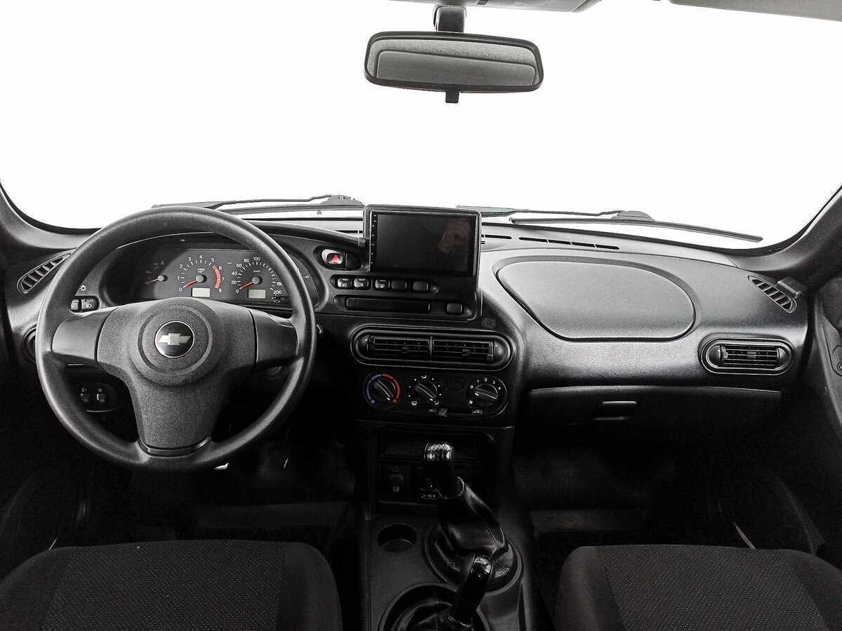 Б/У Шевроле Нива 2015 года. Фото: #9