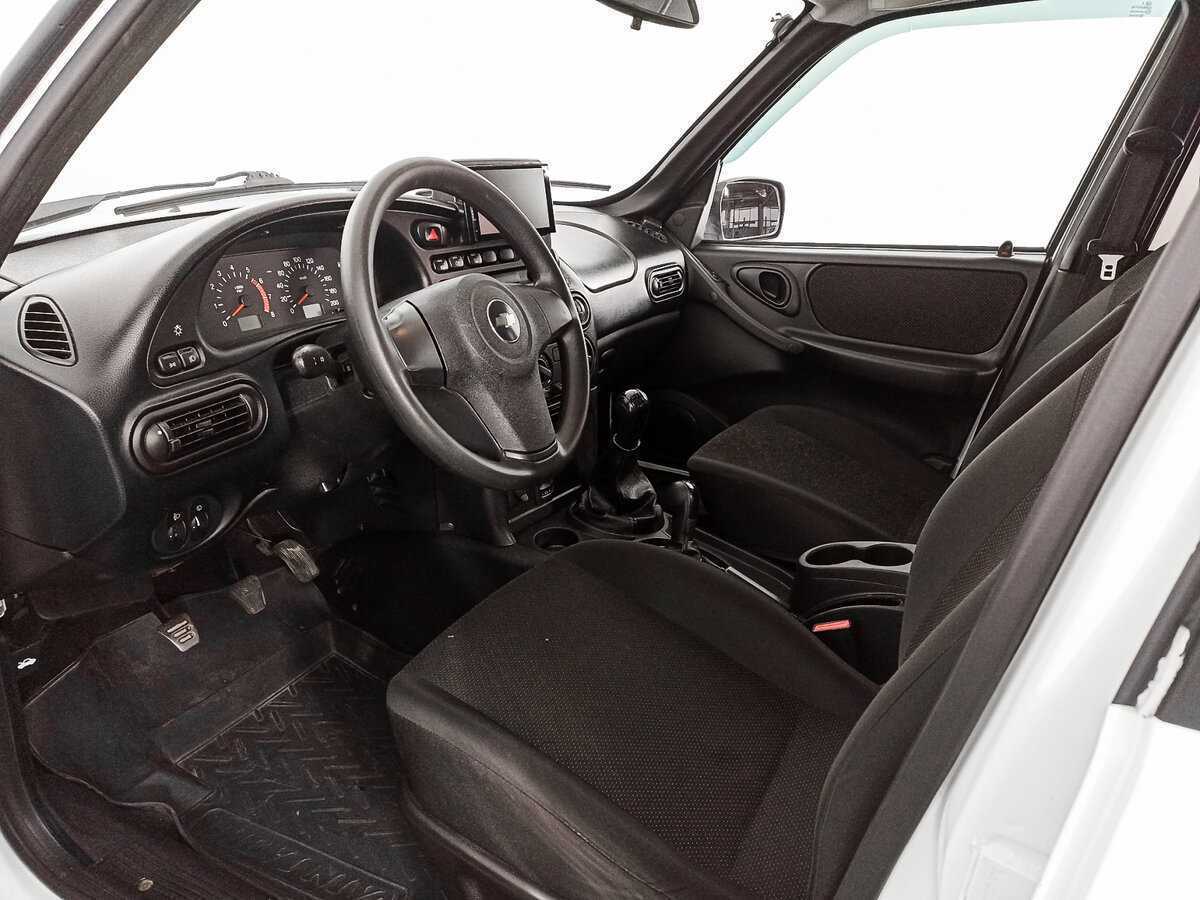 Б/У Шевроле Нива 2015 года. Фото: #11