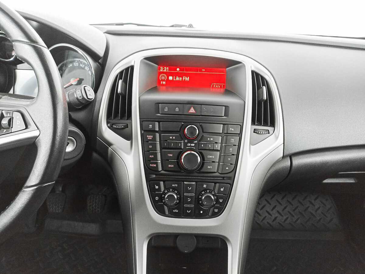 Б/У Опель Астра 2011 года. Фото: #12