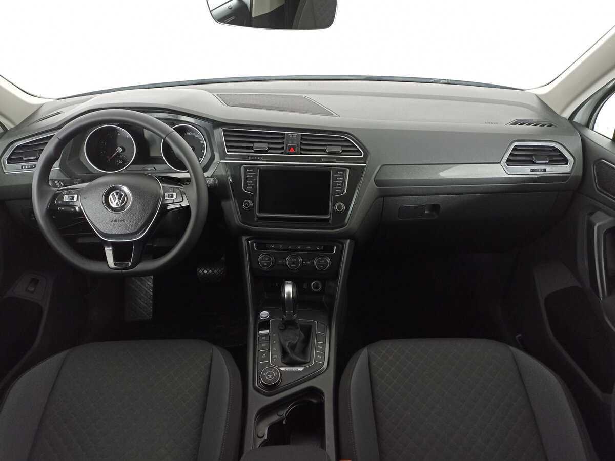 Б/У Фольксваген Тигуан 2017 года. Фото: #11