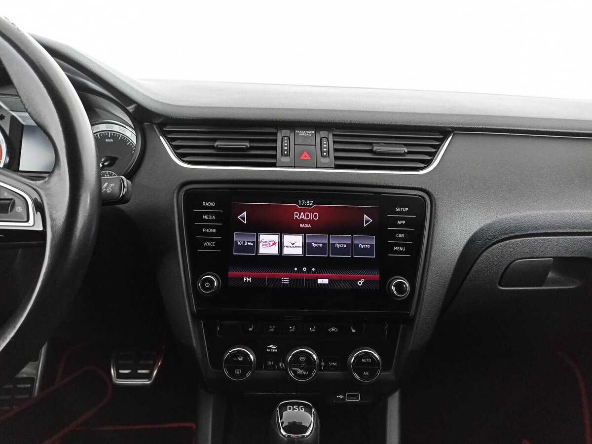 Б/У Шкода Октавия 2018 года. Фото: #12