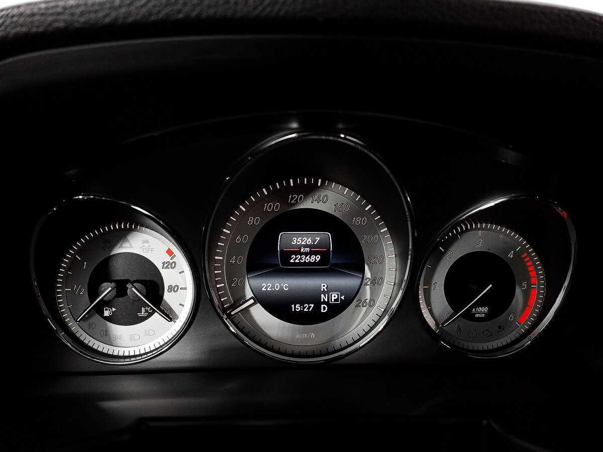 Б/У Мерседес-Бенц ГЛК-Класс 2014 года. Фото: #10