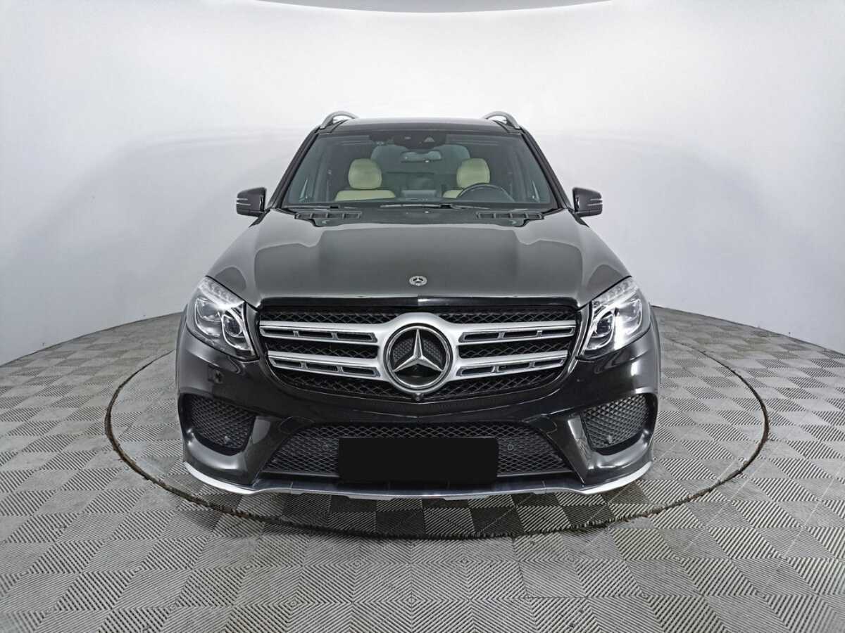 Б/У Мерседес-Бенц ГЛС 2017 года. Фото: #1