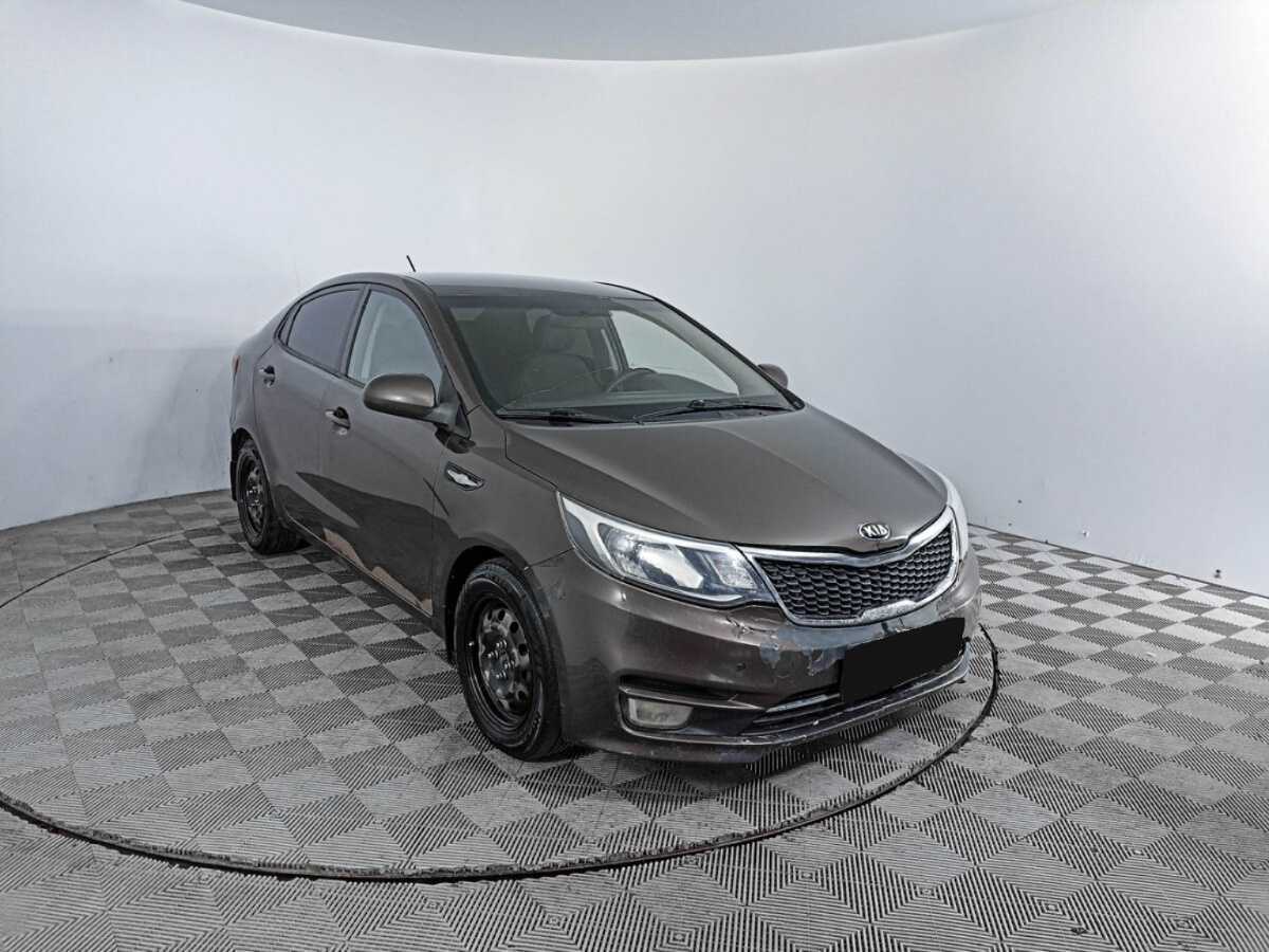 Б/У Киа Рио 2015 года. Фото: #2