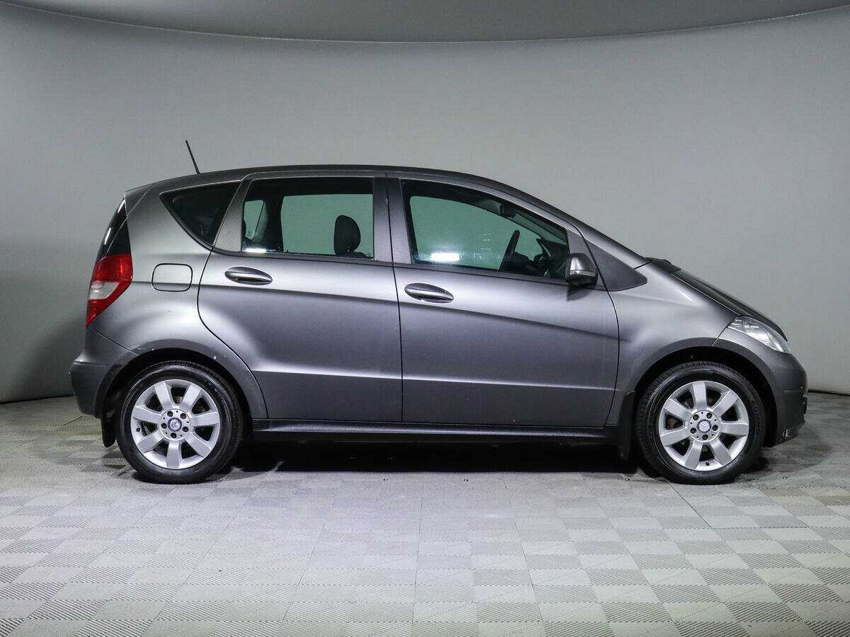 Б/У Мерседес-Бенц А-Класс 2012 года. Фото: #2