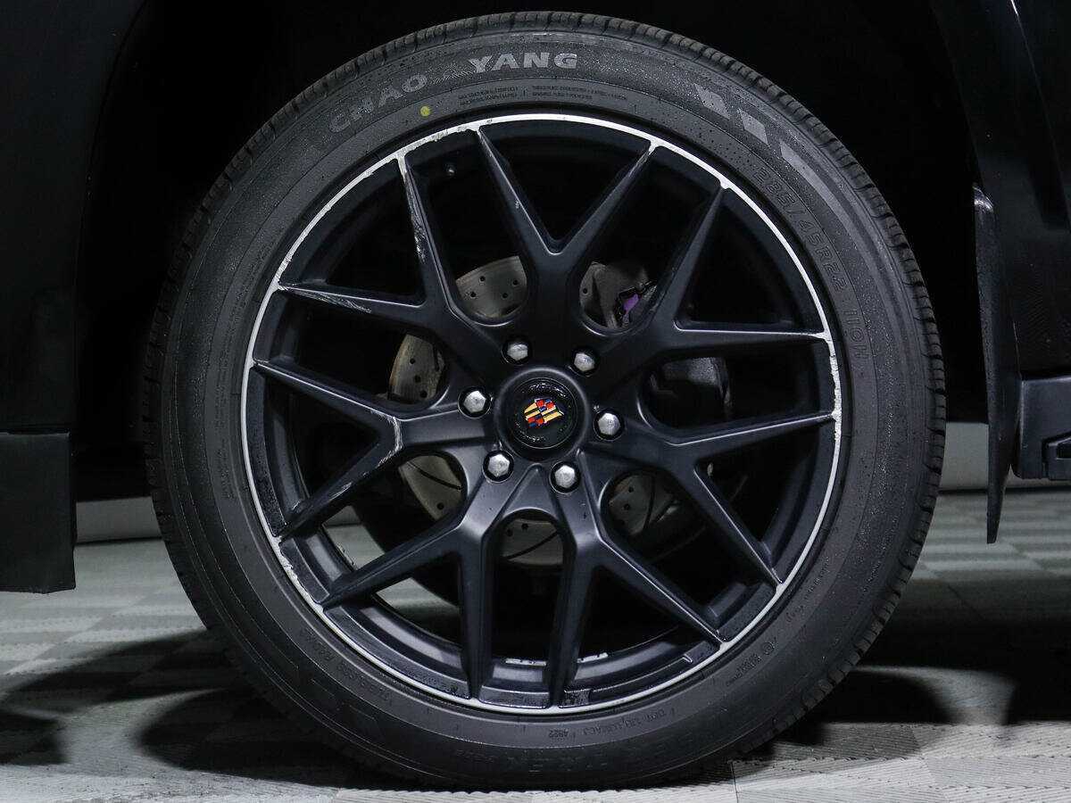 Б/У Кадиллак Эскалэйд 2018 года. Фото: #12