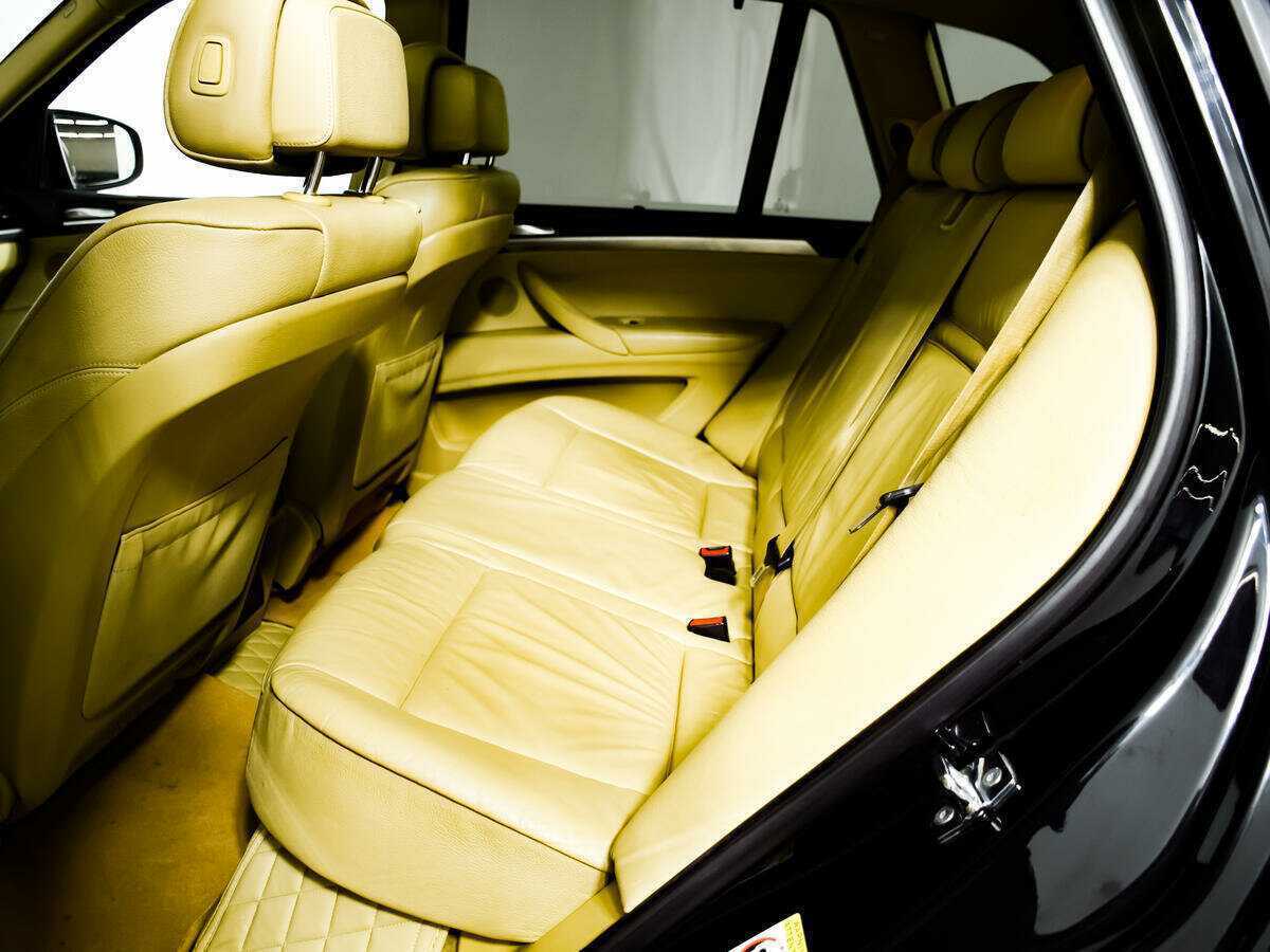 Б/У БМВ Икс5 2008 года. Фото: #9