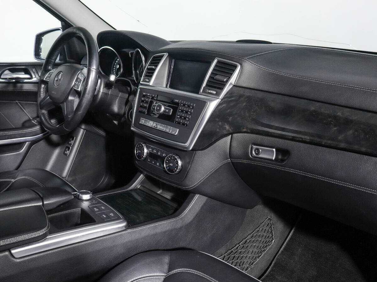 Б/У Мерседес-Бенц ГЛ-Класс 2013 года. Фото: #7