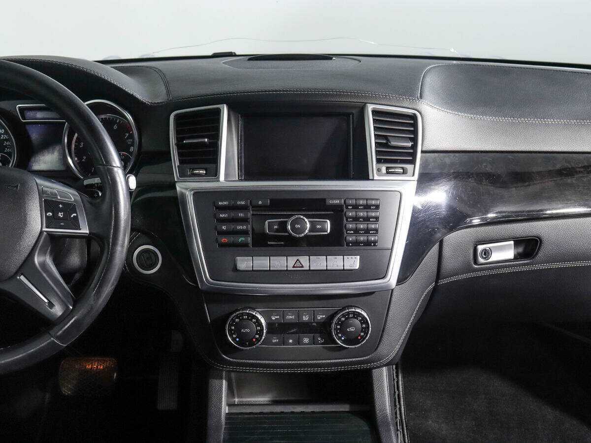 Б/У Мерседес-Бенц ГЛ-Класс 2013 года. Фото: #11