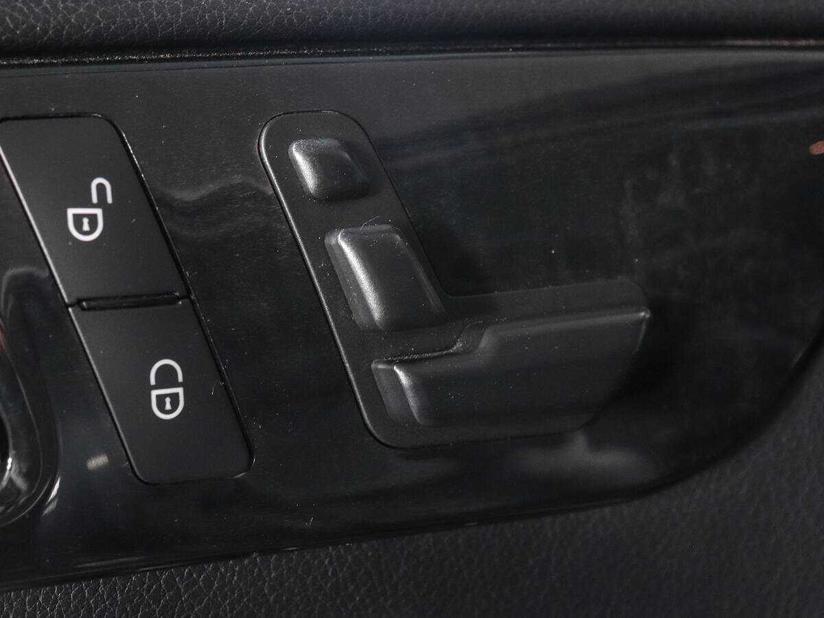 Б/У Мерседес-Бенц ГЛ-Класс 2013 года. Фото: #16