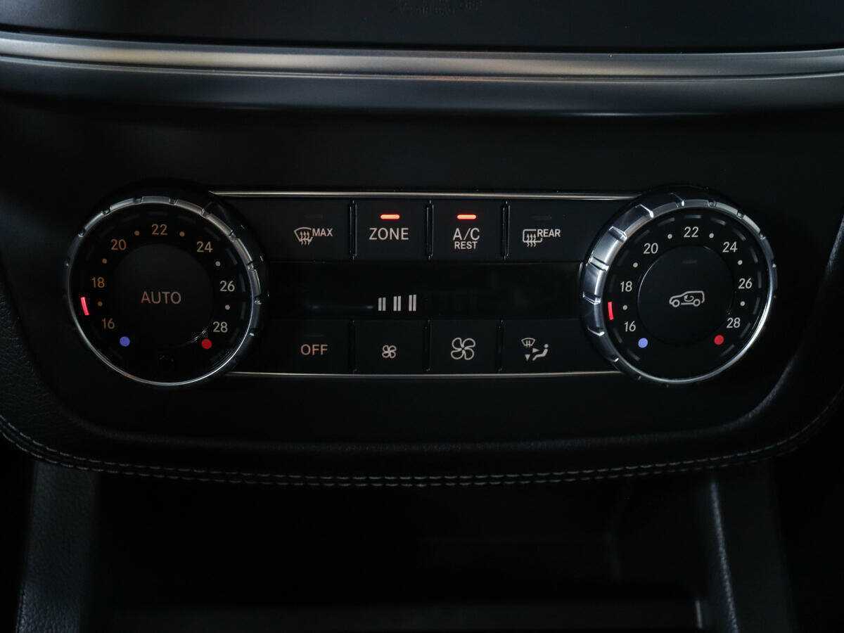 Б/У Мерседес-Бенц ГЛ-Класс 2013 года. Фото: #17