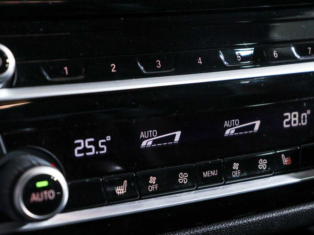 Б/У БМВ 5 серии 2019 года. Фото: #17