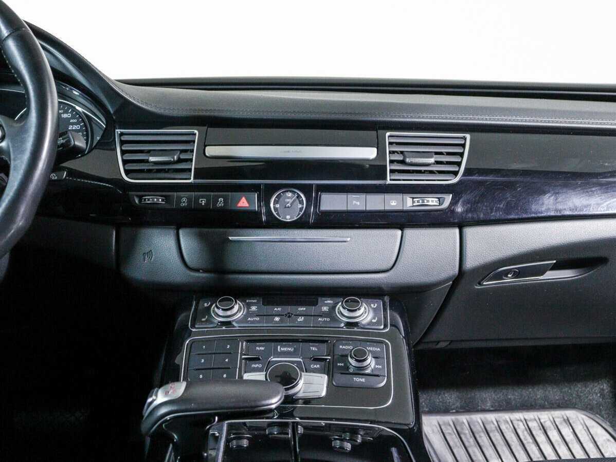 Б/У Ауди А8 2015 года. Фото: #10