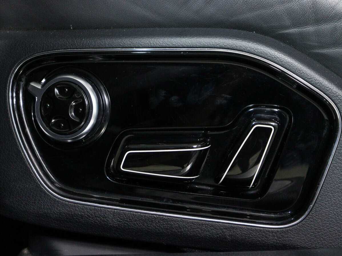 Б/У Ауди А8 2015 года. Фото: #13