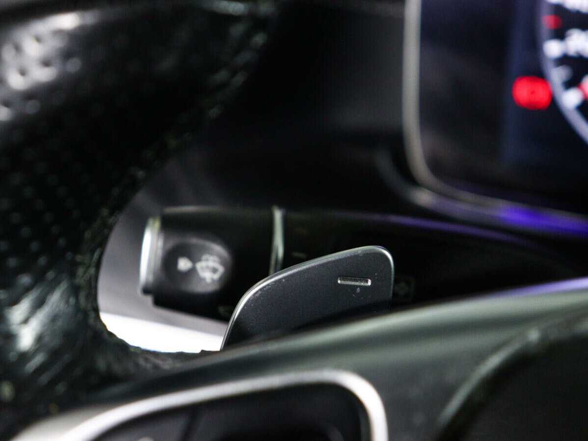 Б/У Мерседес-Бенц Е-Класс 2017 года. Фото: #17