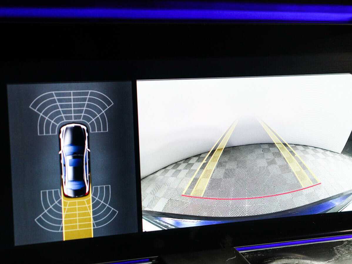 Б/У Мерседес-Бенц Е-Класс 2017 года. Фото: #18