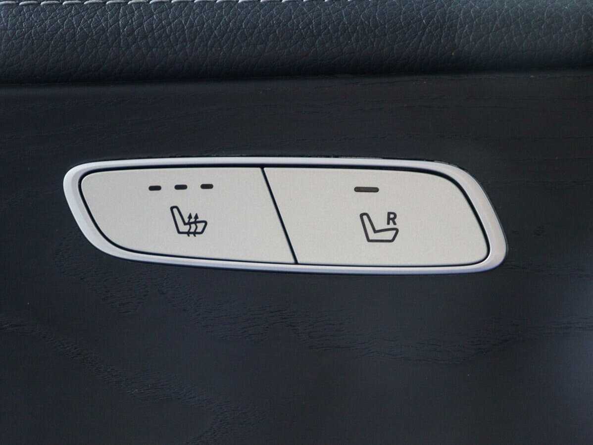 Б/У Мерседес-Бенц Е-Класс 2018 года. Фото: #14