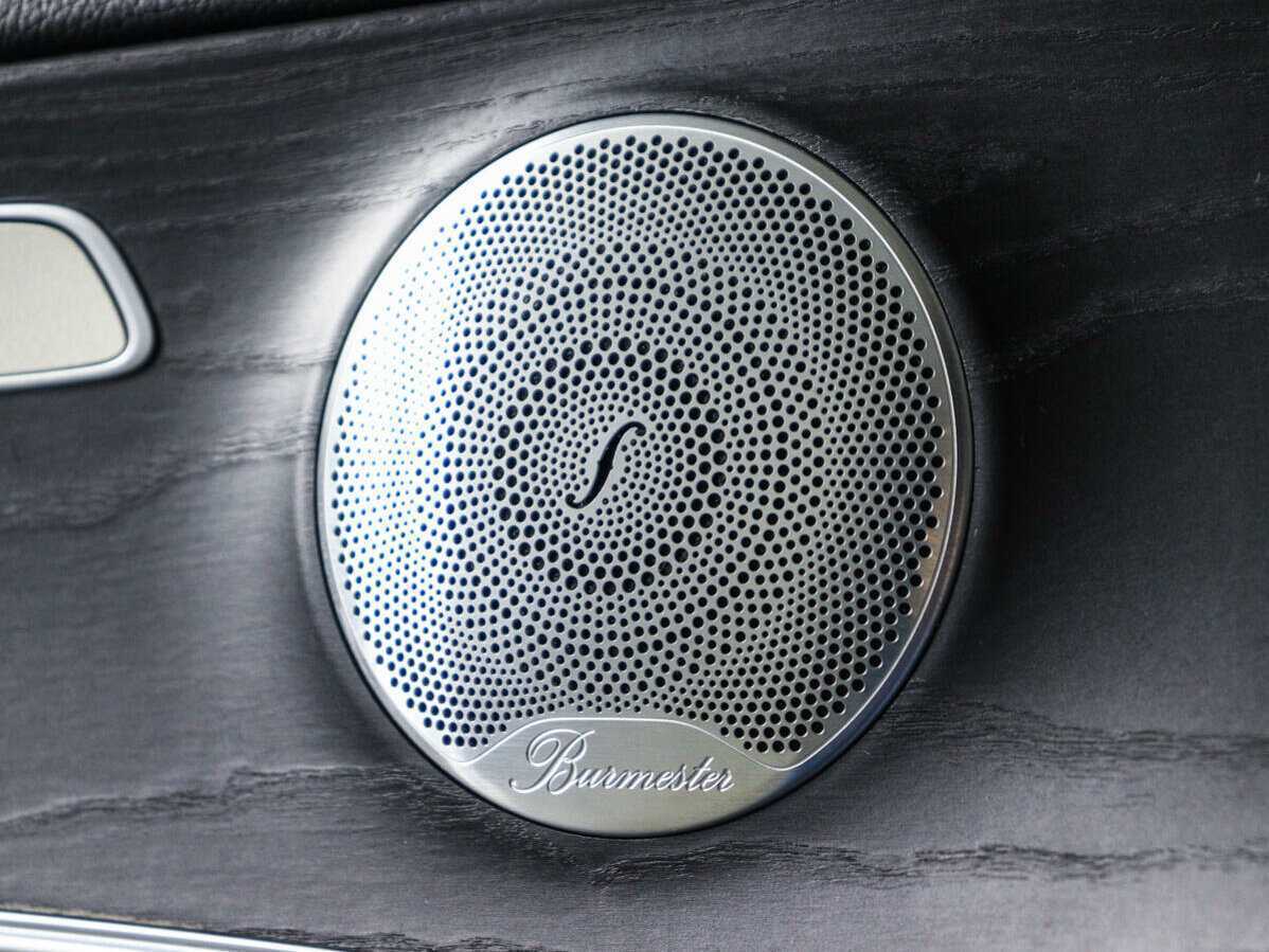 Б/У Мерседес-Бенц Е-Класс 2018 года. Фото: #15