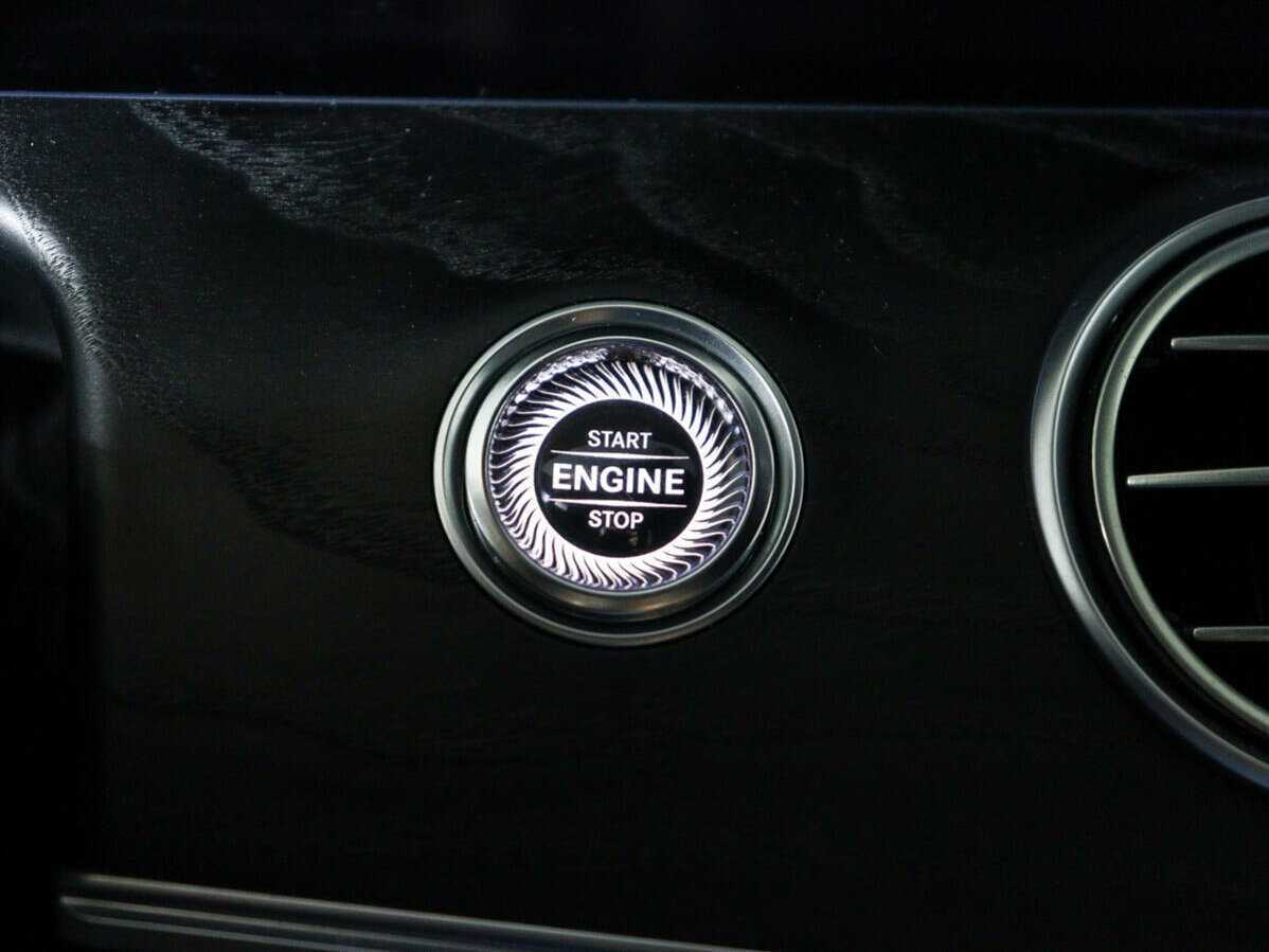 Б/У Мерседес-Бенц Е-Класс 2018 года. Фото: #25