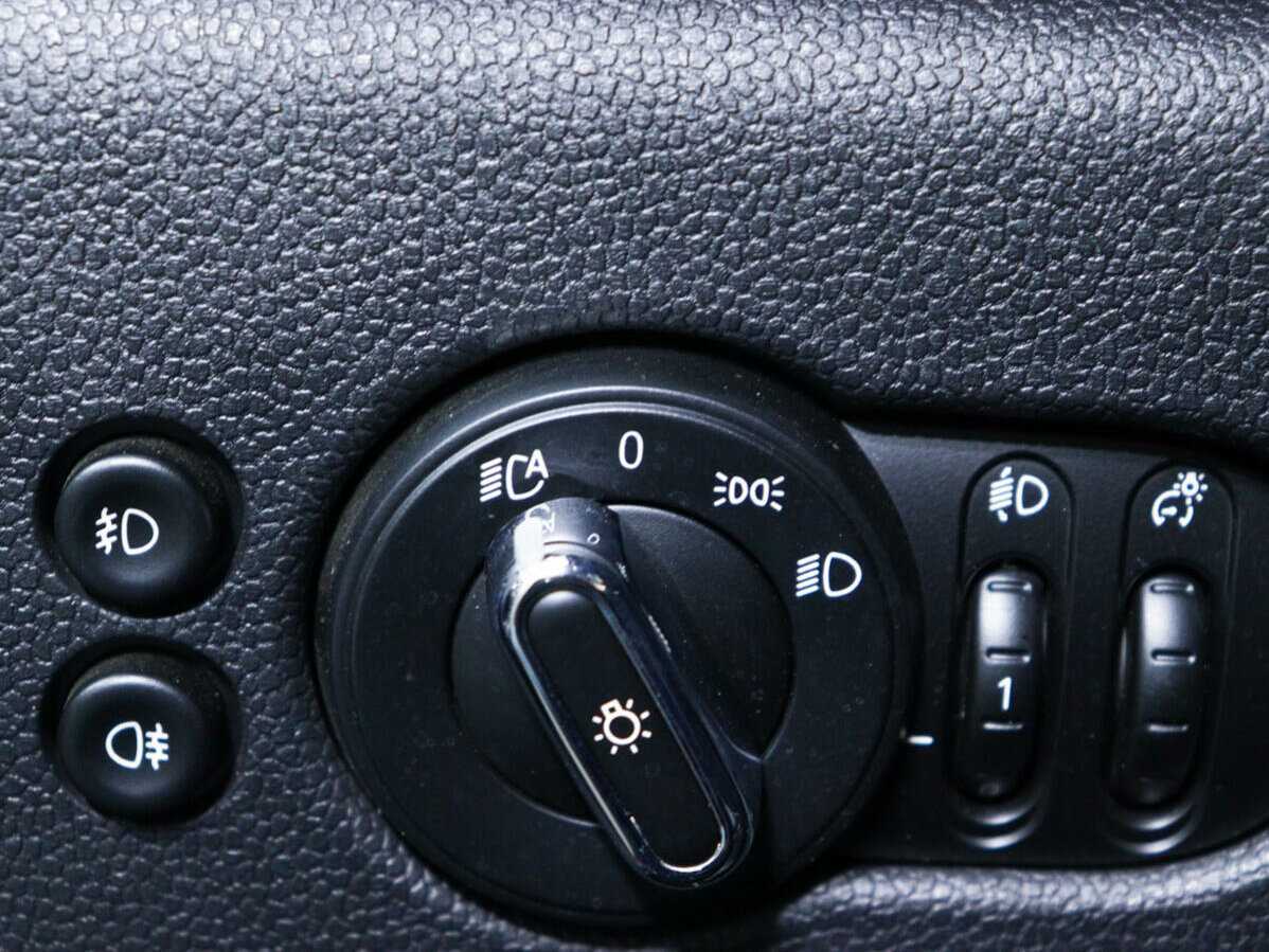 Б/У Мини Хэтч 2018 года. Фото: #17