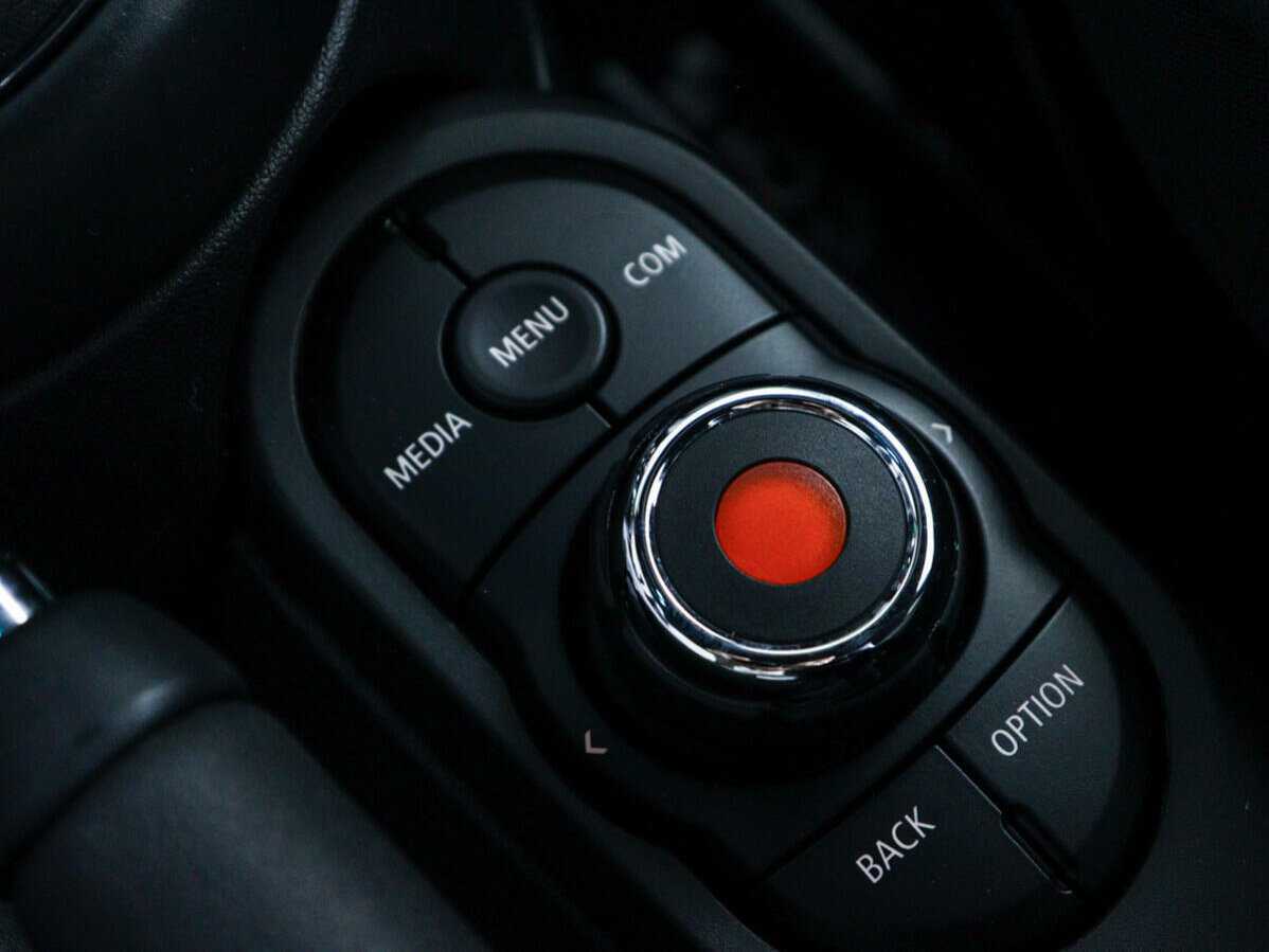 Б/У Мини Хэтч 2018 года. Фото: #22