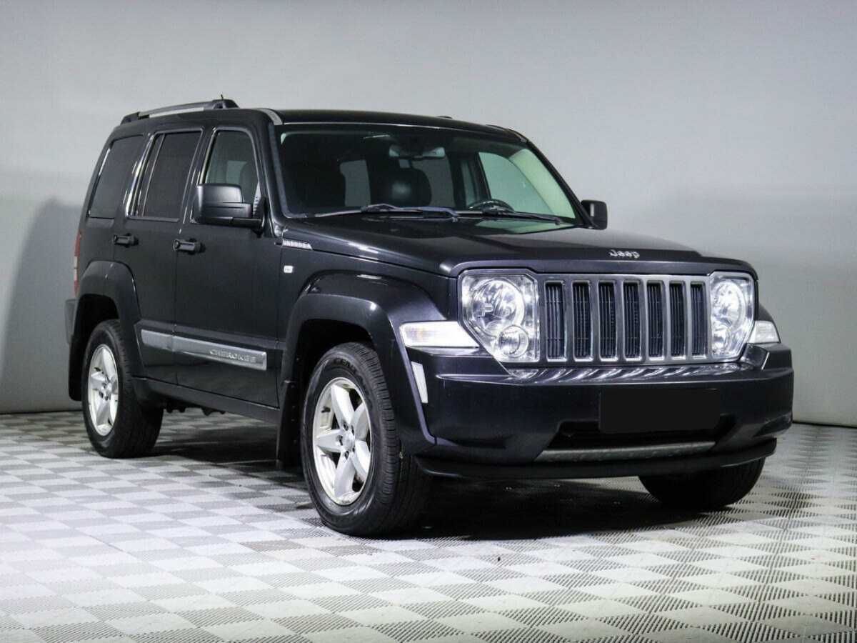 Б/У Джип Чироки 2010 года. Фото: #1
