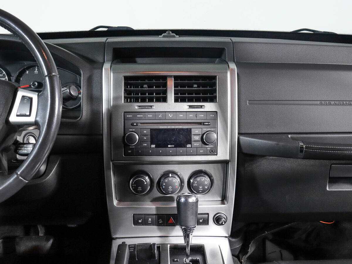 Б/У Джип Чироки 2010 года. Фото: #11