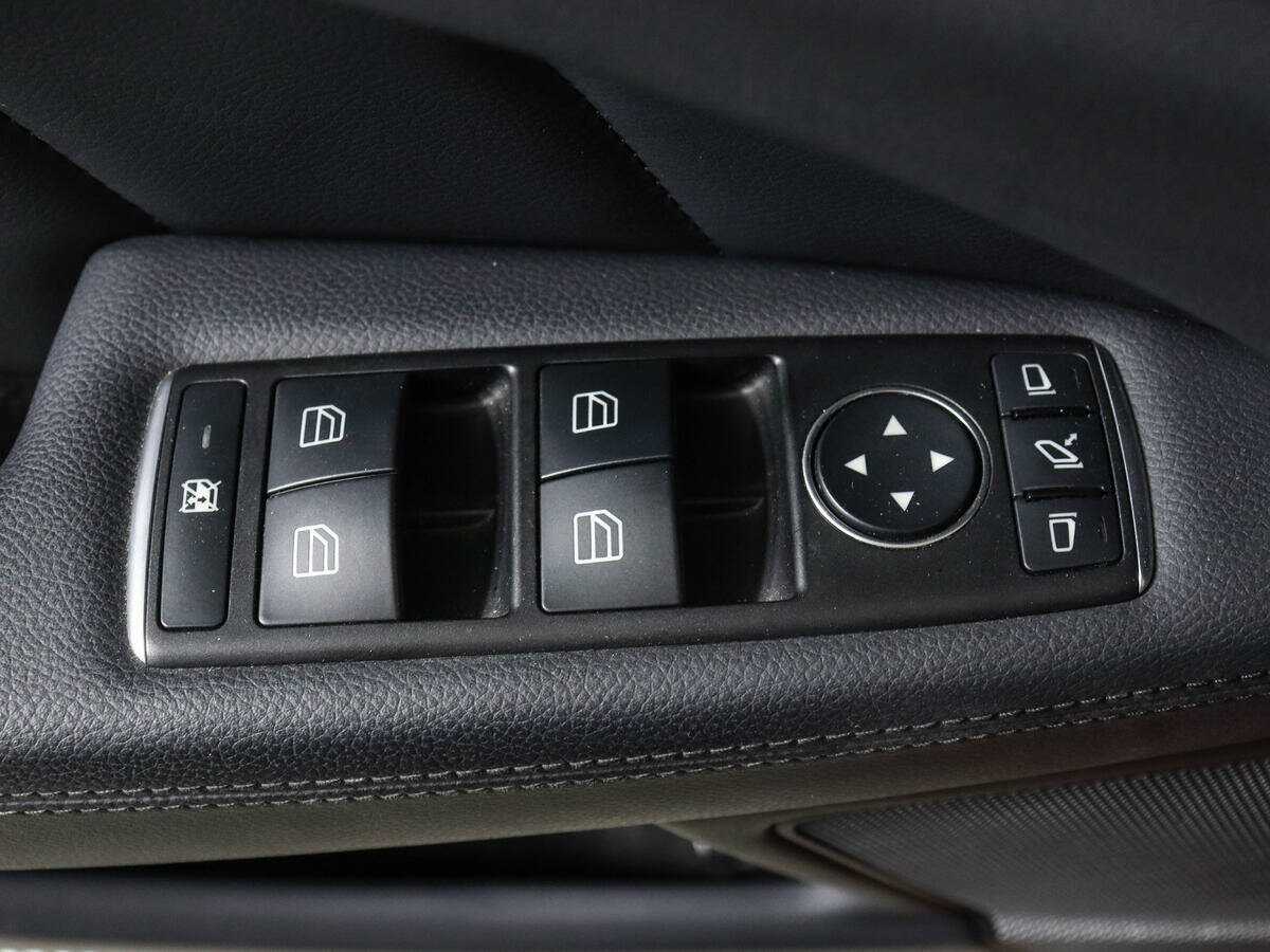 Б/У Мерседес-Бенц ЦЛС 2014 года. Фото: #14