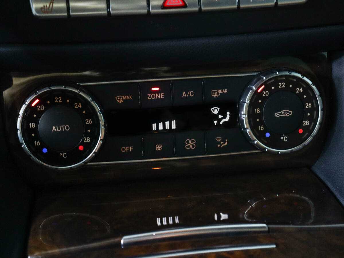 Б/У Мерседес-Бенц ЦЛС 2014 года. Фото: #16