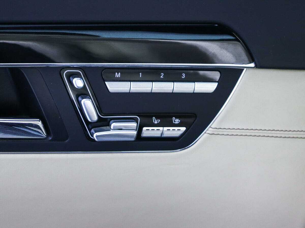 Б/У Мерседес-Бенц С-Класс 2011 года. Фото: #14