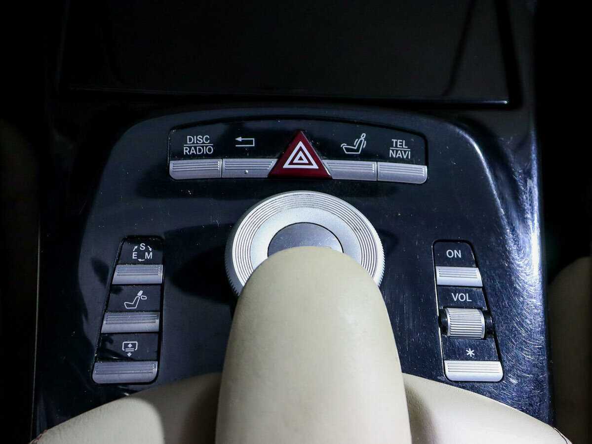 Б/У Мерседес-Бенц С-Класс 2011 года. Фото: #28