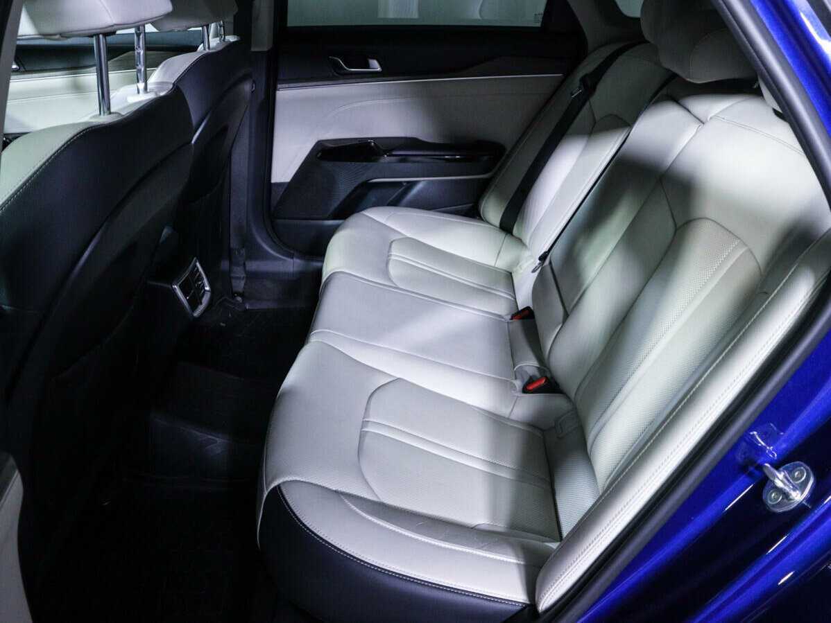 Б/У Киа К5 2021 года. Фото: #7