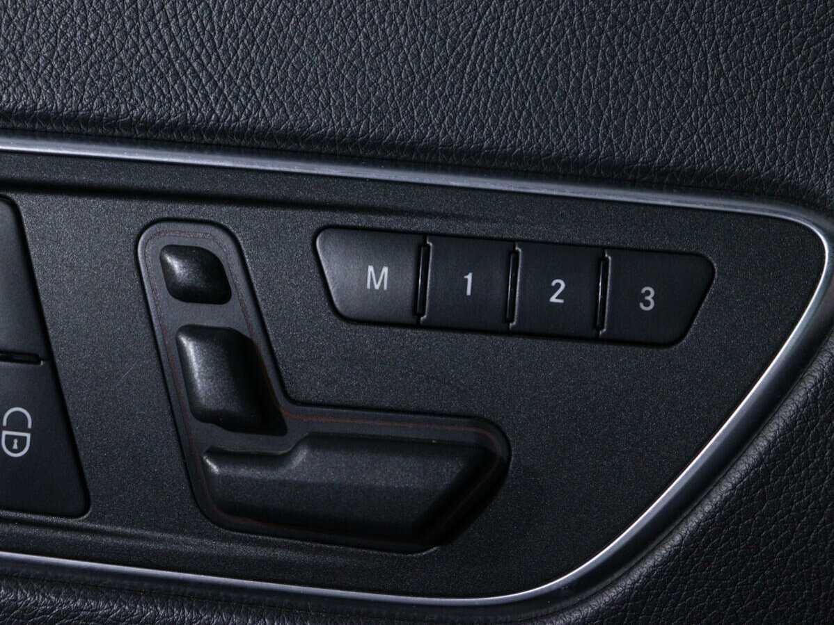 Б/У Мерседес-Бенц КЛА 2013 года. Фото: #18