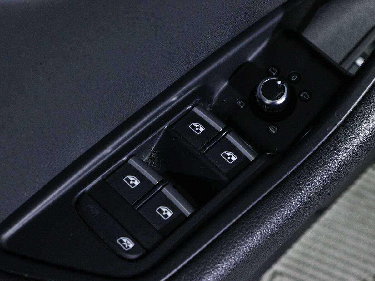 Б/У Ауди А4 2016 года. Фото: #19