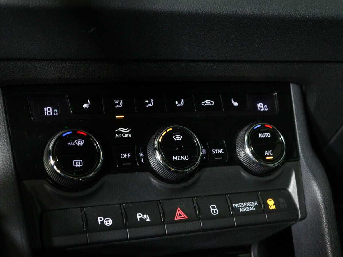 Б/У Шкода Карок 2022 года. Фото: #17