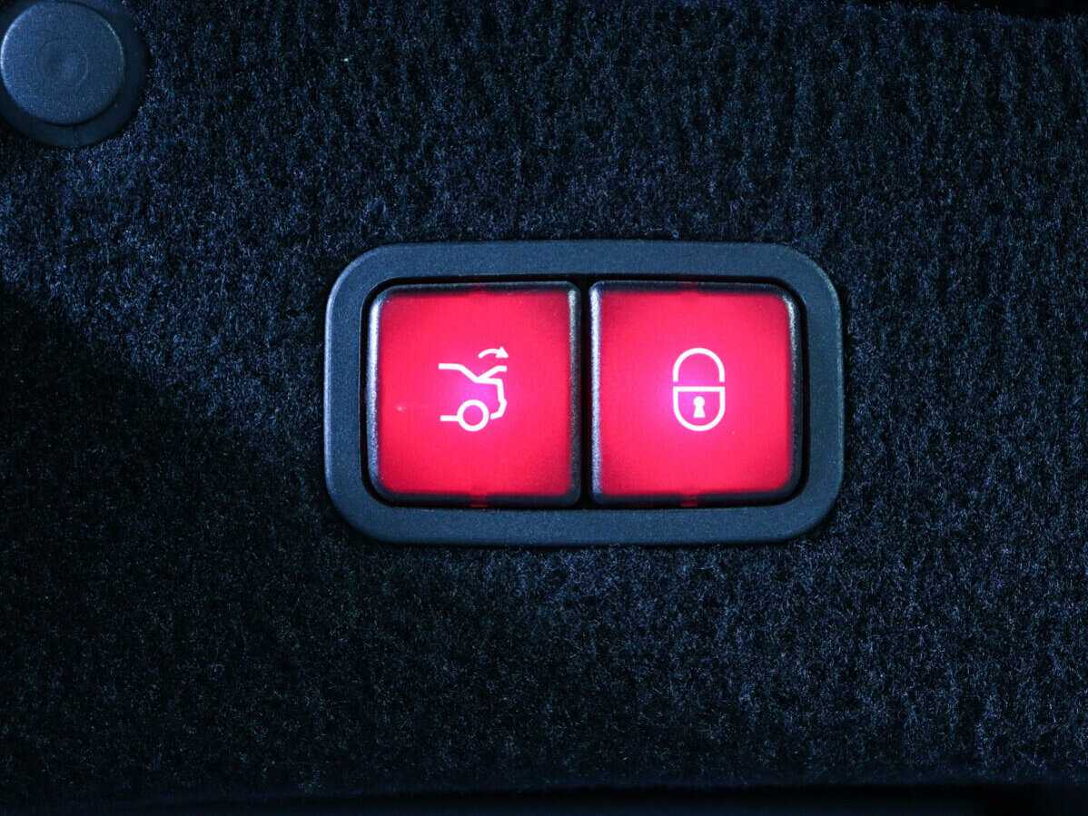 Б/У Мерседес-Бенц С-Класс АМГ 2014 года. Фото: #19