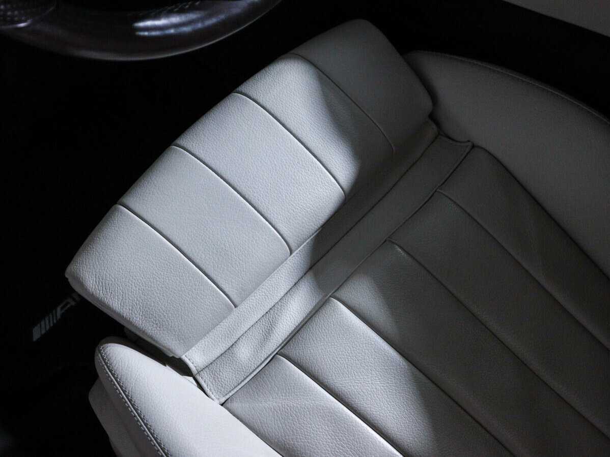 Б/У Мерседес-Бенц Е-Класс 2018 года. Фото: #17