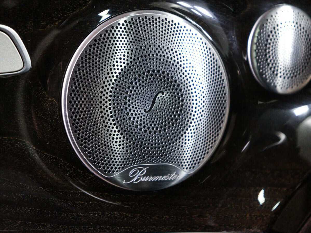 Б/У Мерседес-Бенц Е-Класс 2018 года. Фото: #19