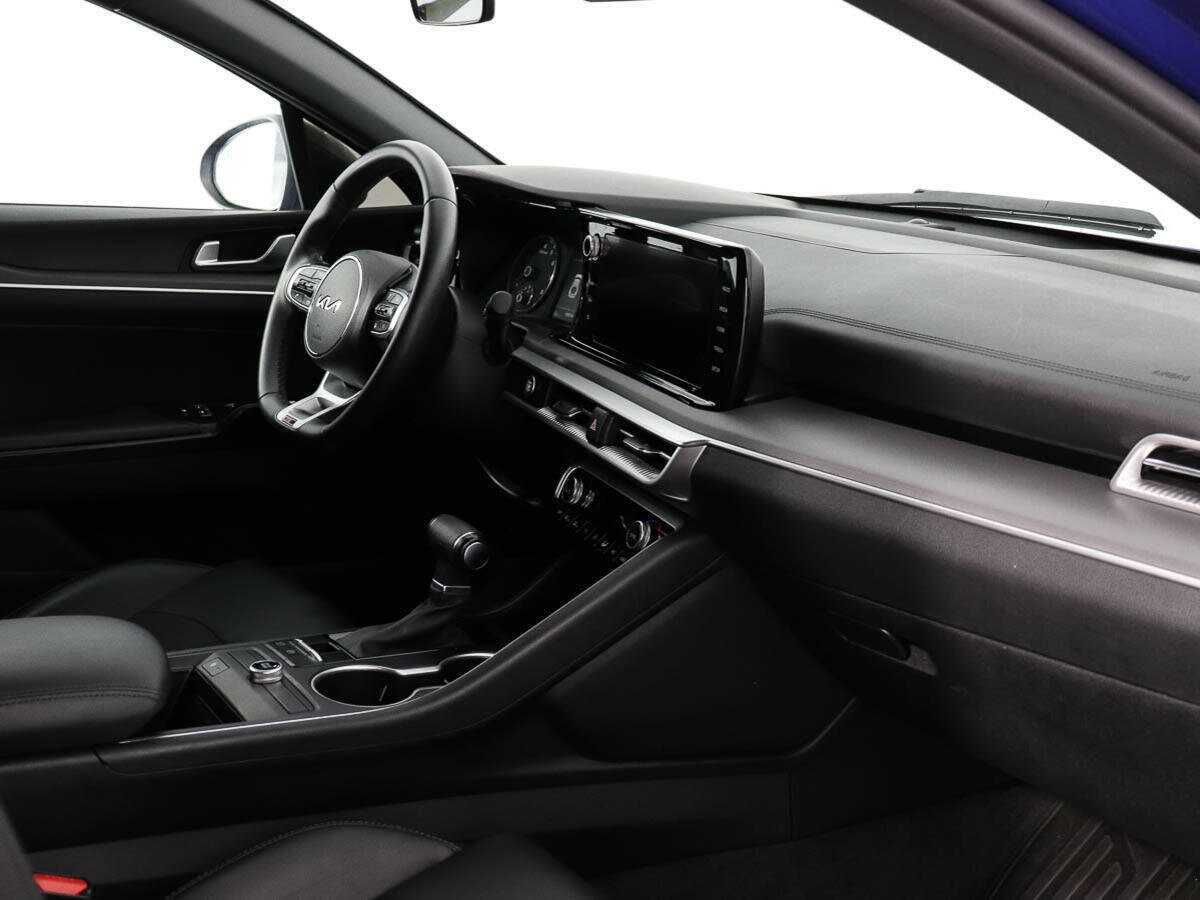 Б/У Киа К5 2022 года. Фото: #8