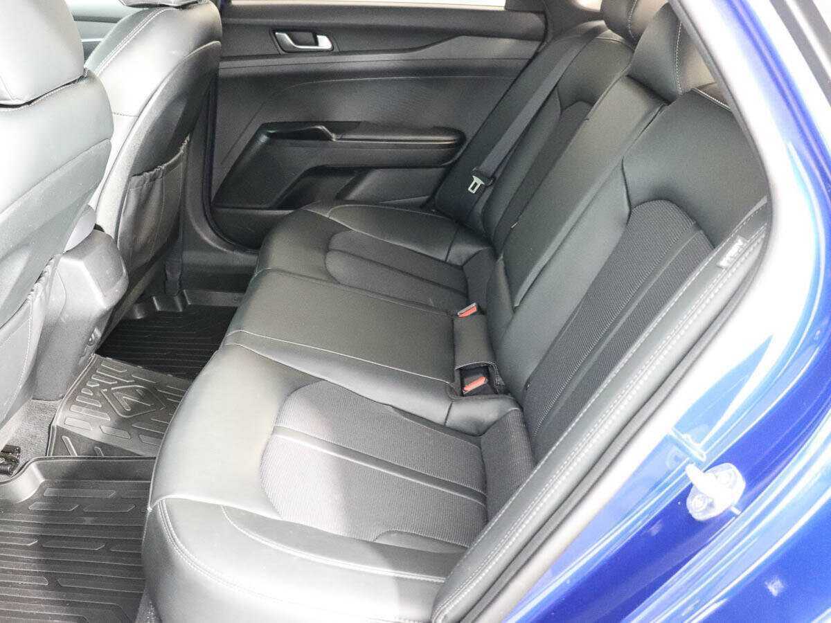 Б/У Киа К5 2022 года. Фото: #10