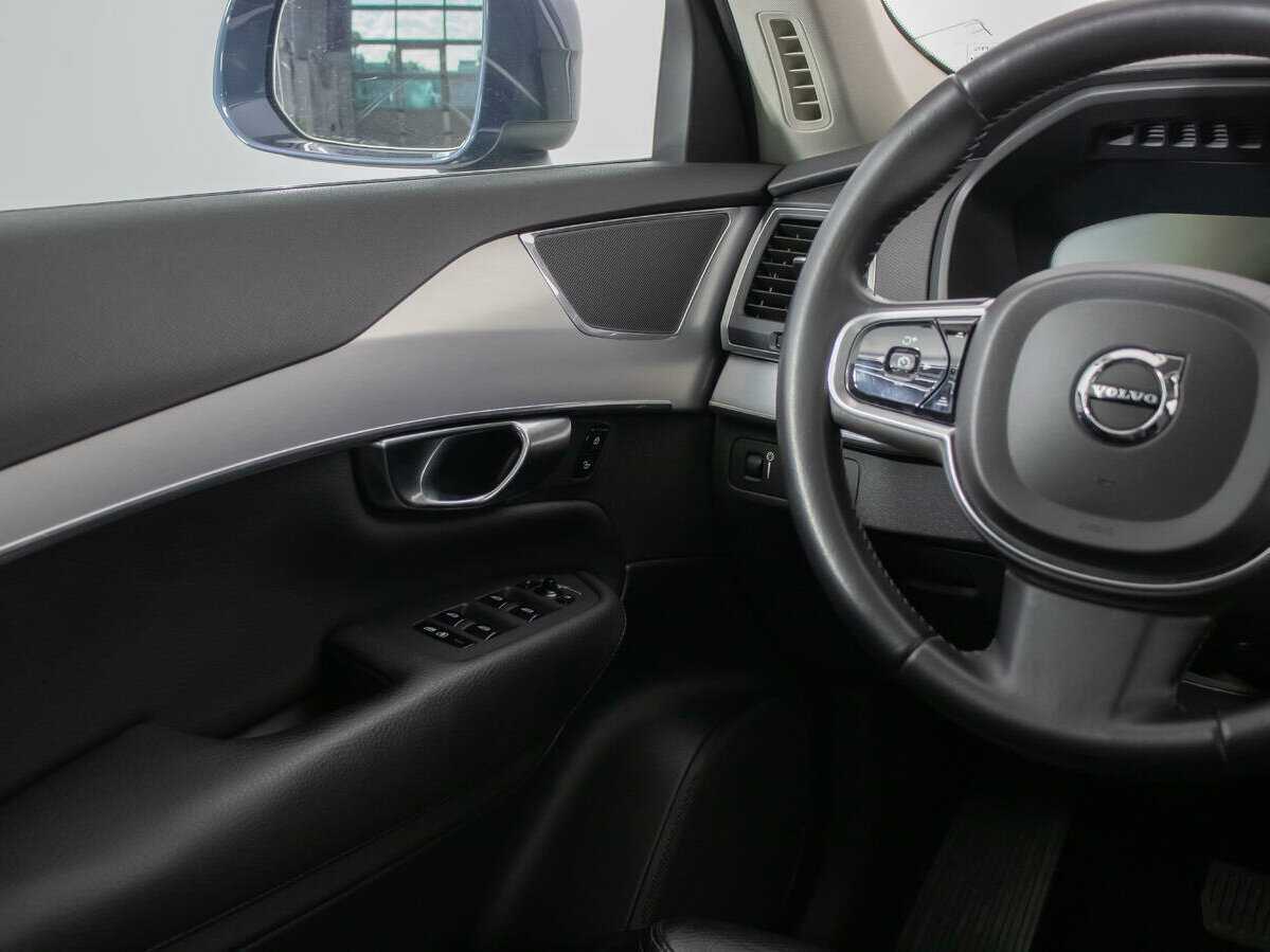 Б/У Вольво ИксЦ90 2019 года. Фото: #9