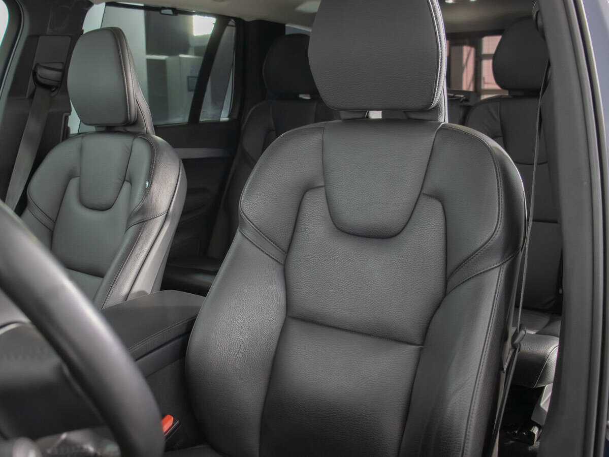 Б/У Вольво ИксЦ90 2019 года. Фото: #15