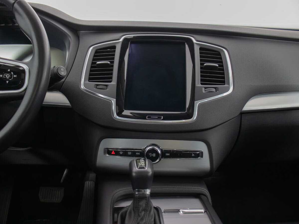 Б/У Вольво ИксЦ90 2019 года. Фото: #18